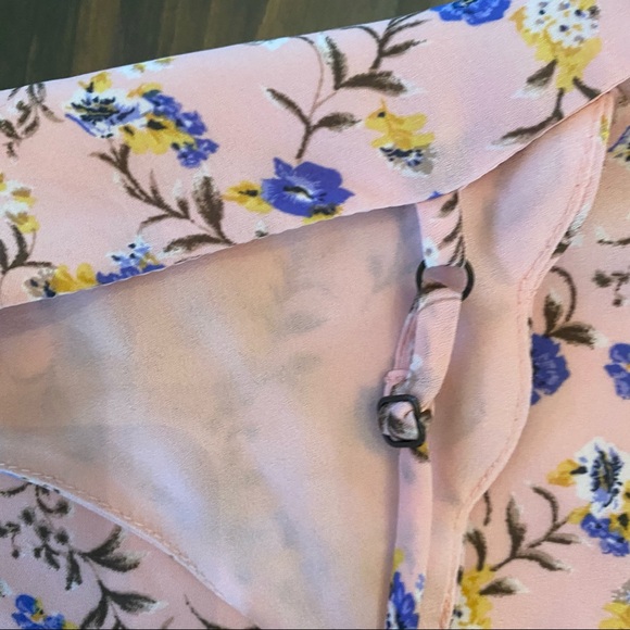 Socialite Floral Top - Picture 4 of 9